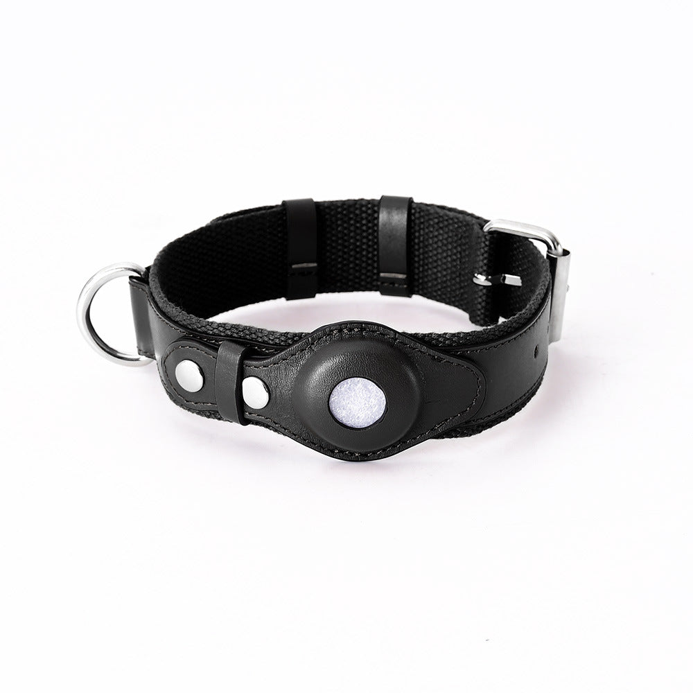 Leather AirTag dog collar in Black